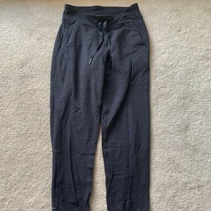 Lululemon - READY TO RULU Jogger